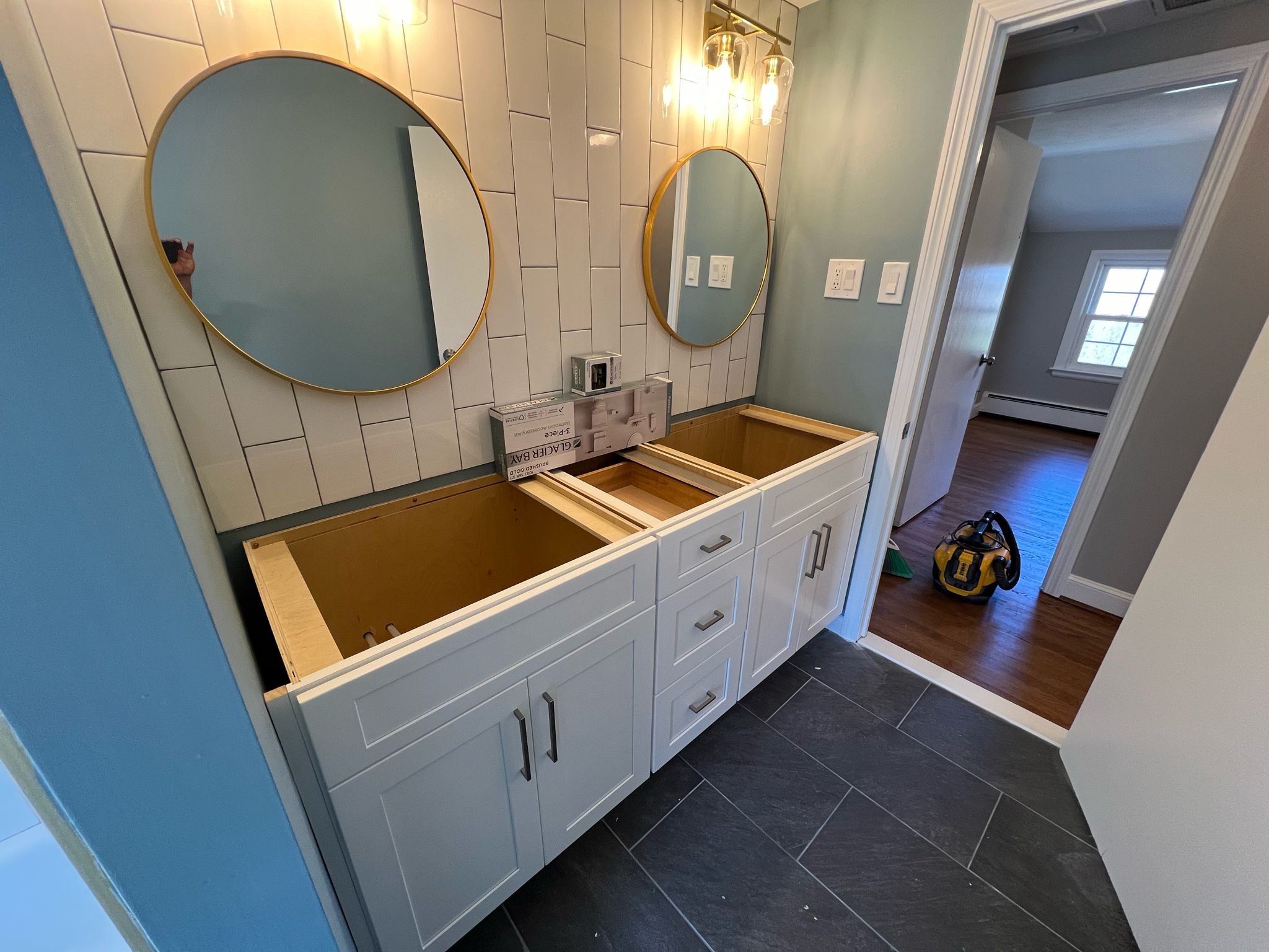 Bathroom Remodeling in Hartford, Connecticut and Massachusetts: The Complete Local Guide to a Beautiful, Durable Remodel